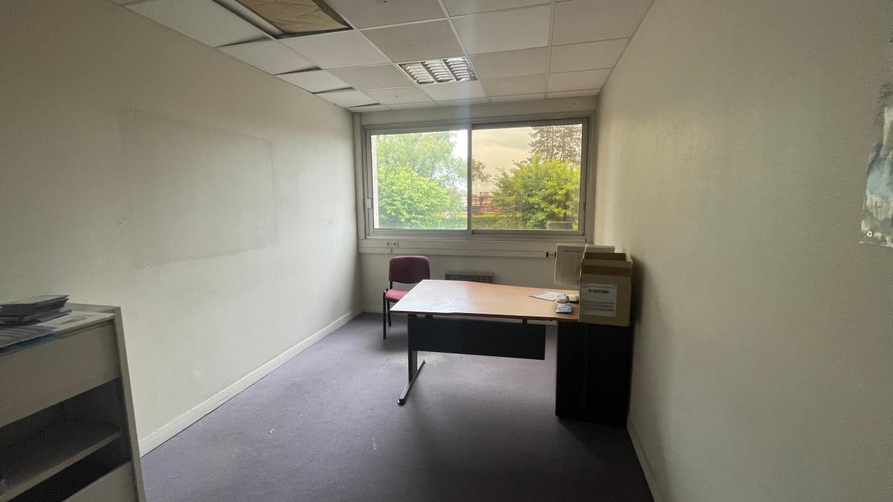 Local d'activité Buc 5836m² Location local d'activité Buc Yvelines OLACT2531259 22